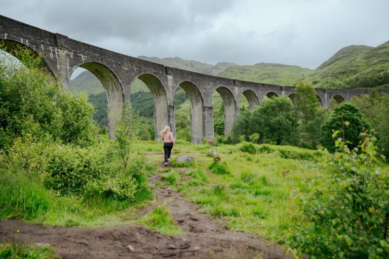 glenfinnan viaduct Scotland